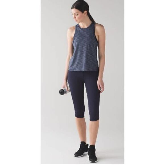 Lululemon Squad Goals Crop (17") Midnight Navy Sz. 6 - Picture 1 of 7